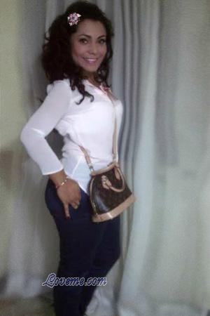 158172 - Linda Age: 37 - Colombia