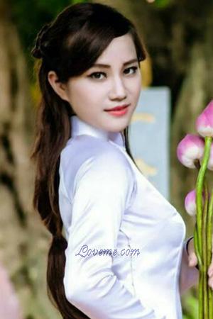 195024 - Thi Thuy Age: 30 - Vietnam