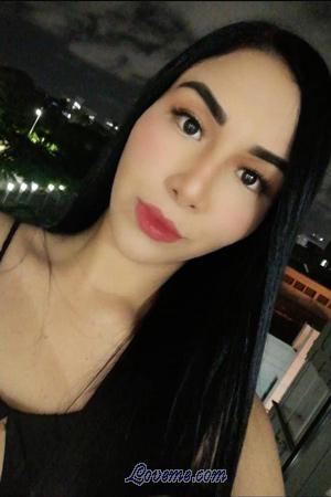 202299 - Daniella Age: 26 - Colombia