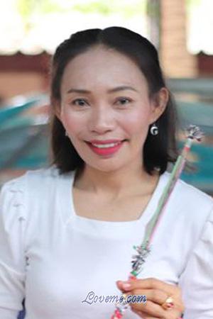 202838 - Atcharawadee Age: 44 - Thailand