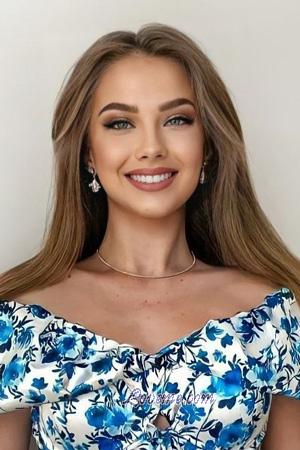 209275 - Anastasia Age: 27 - Ukraine