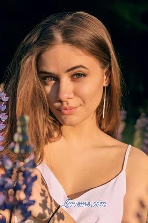 210371 - Anna Age: 22 - Ukraine