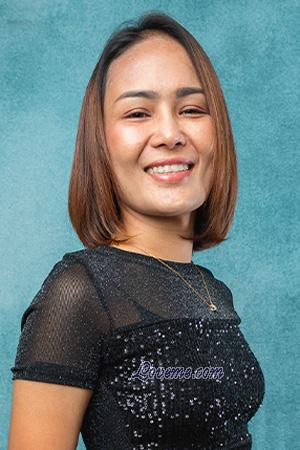 217065 - Nipa (Nicha) Age: 40 - Thailand