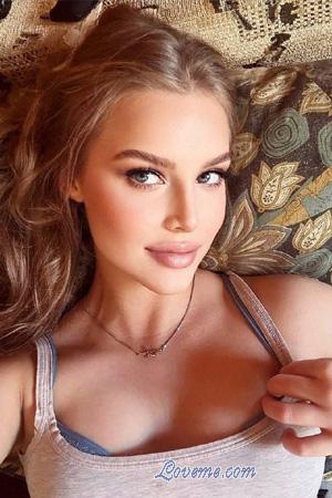 223342 - Aleksandra Age: 19 - Ukraine