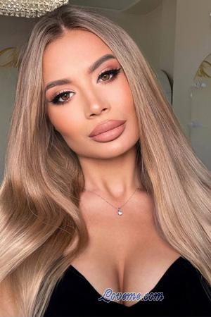 224421 - Viktoriia Age: 24 - Ukraine