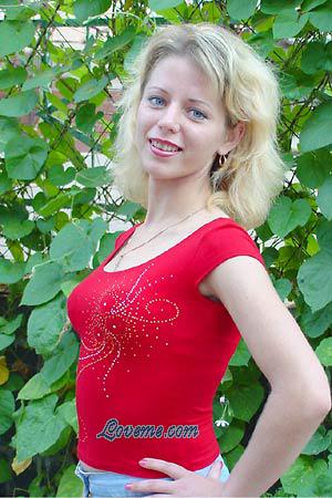 52954 - Oxana Age: 28 - Ukraine