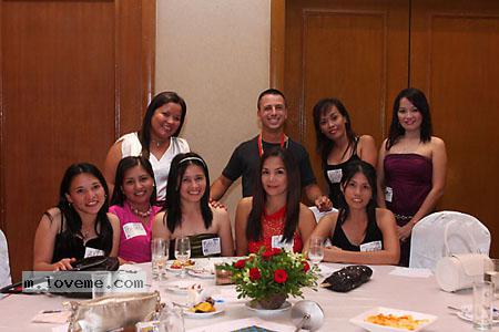 women-of-philippines-012