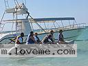 cartagena-women-boat-1104-40